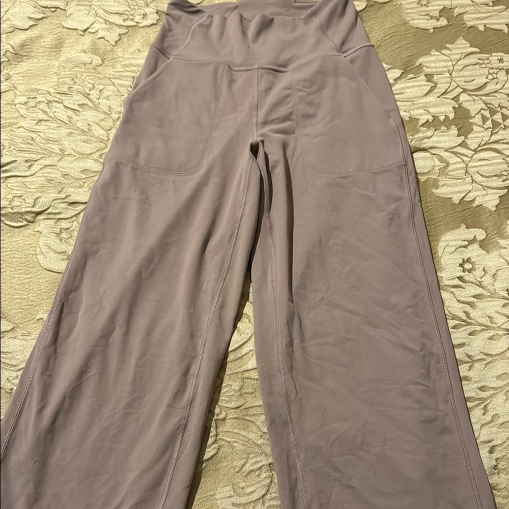 Lulu lemon pants